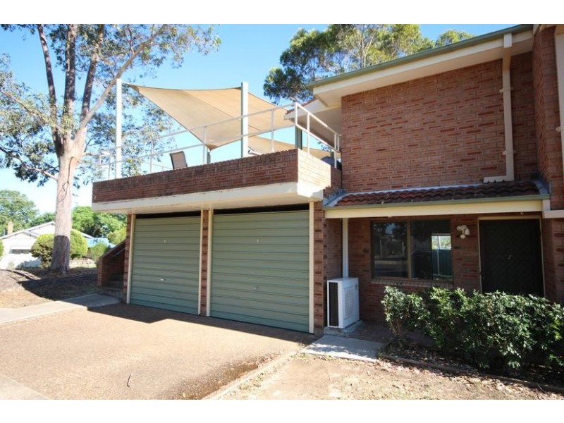 7/6 Main Street, Scone NSW 2337