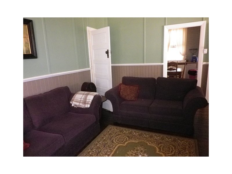 12 Church Street, Gundy NSW 2337