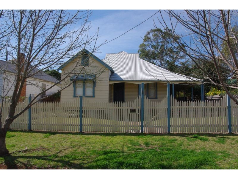 86 Main Street, Scone NSW 2337