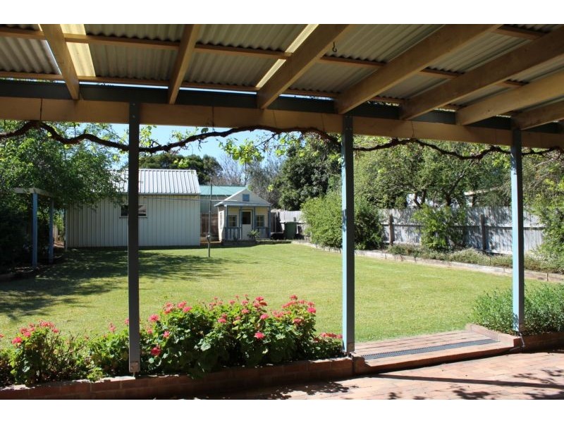 86 Main Street, Scone NSW 2337