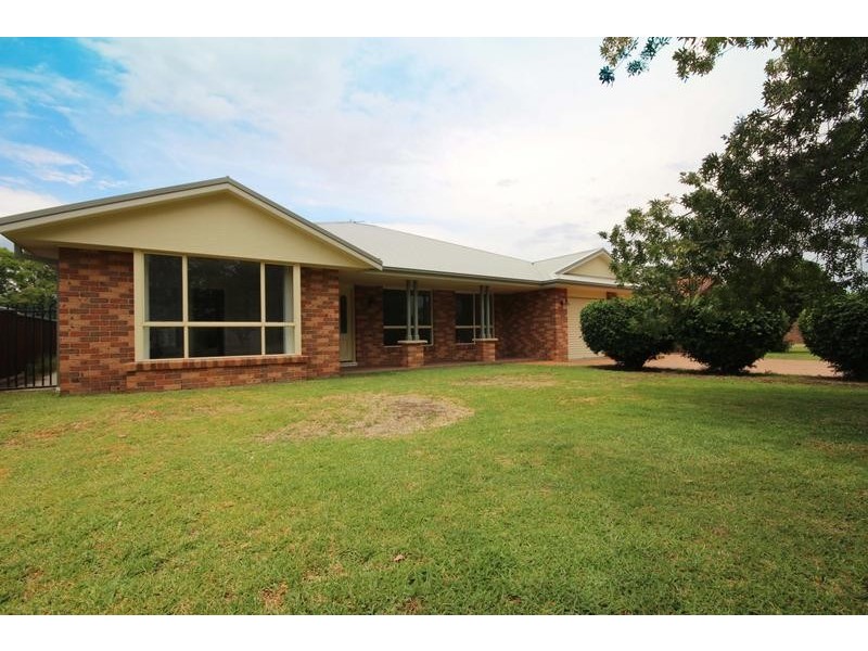 22 Nyarra Street, Scone NSW 2337