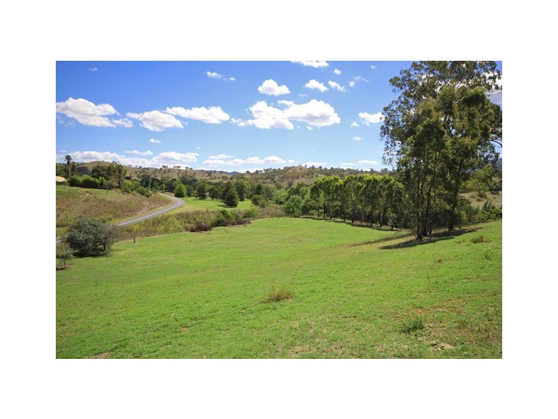 12 Hunter Road, Gundy NSW 2337