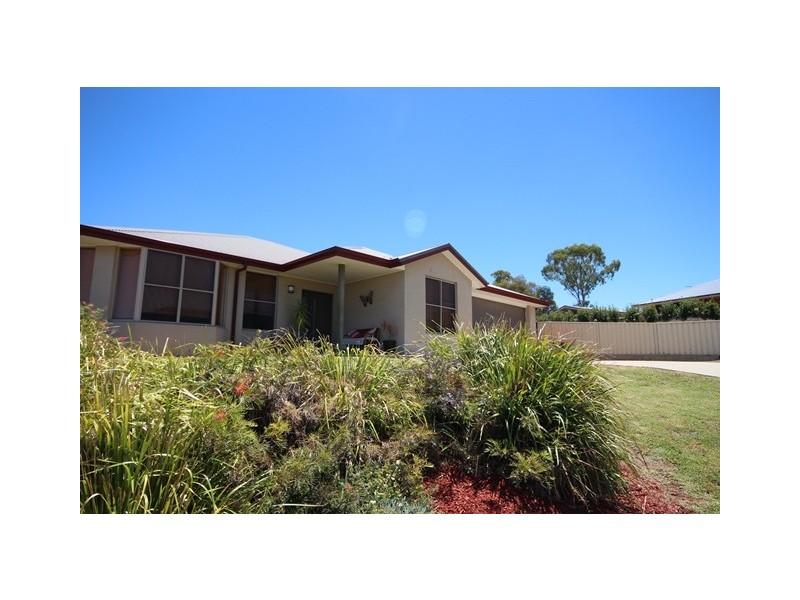 7 Redbank Drive, Scone NSW 2337