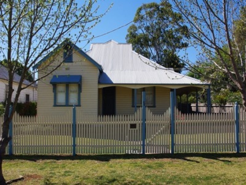 86 Main Street, Scone NSW 2337