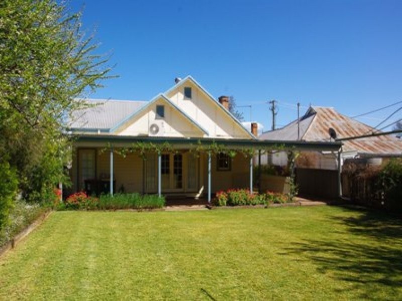 86 Main Street, Scone NSW 2337