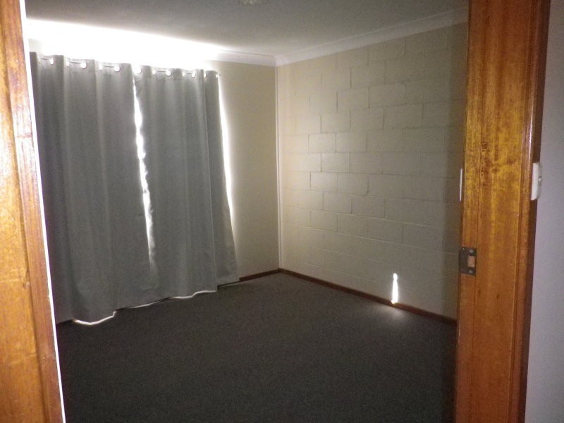 2/51 Barton Street, Scone NSW 2337