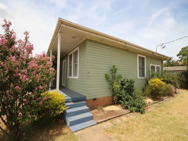 2 Main Street, Scone NSW 2337