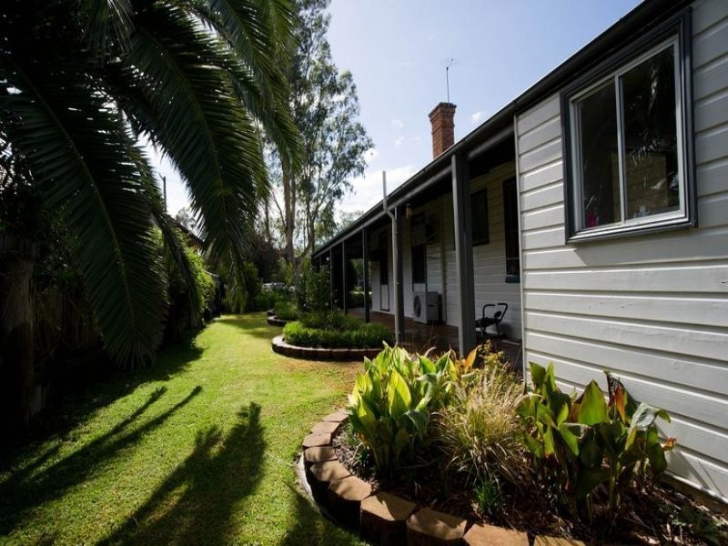 203 MacQueen St, Aberdeen NSW 2336