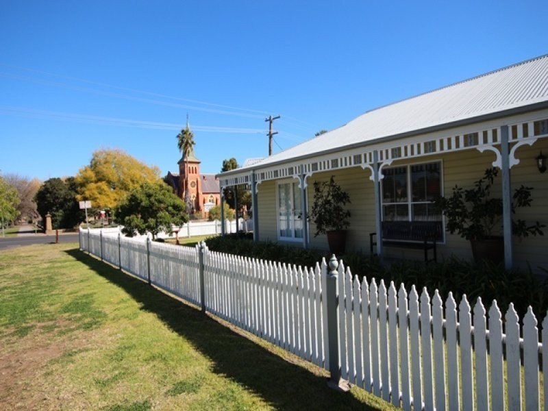 80 Liverpool Street, Scone NSW 2337