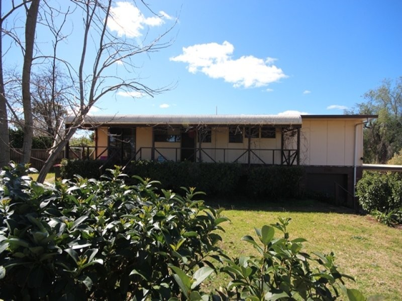 11 Satur Road, Scone NSW 2337