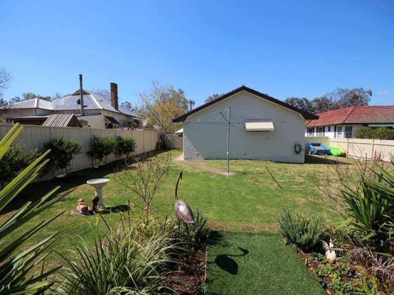 113 Waverley Street, Scone NSW 2337
