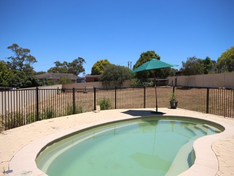 7 Redbank Drive, Scone NSW 2337