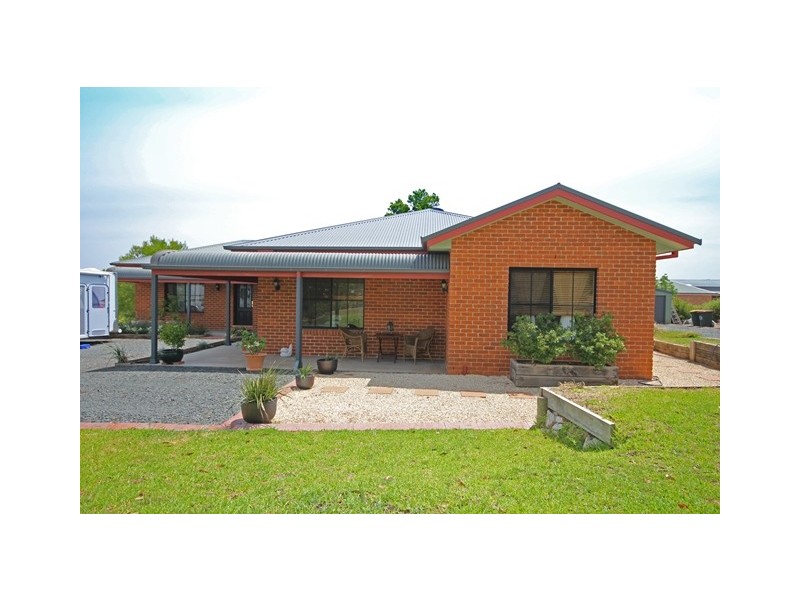 5 Halstead Close, Scone NSW 2337