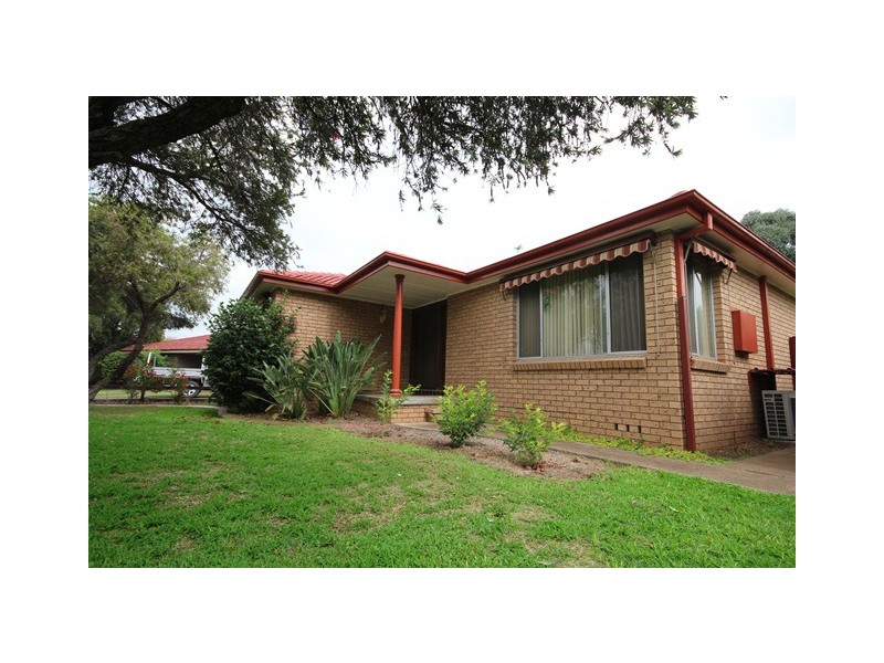 15 Cook Street, Scone NSW 2337