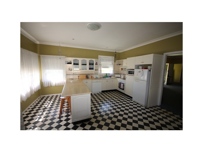 39 Kelly Street, Scone NSW 2337