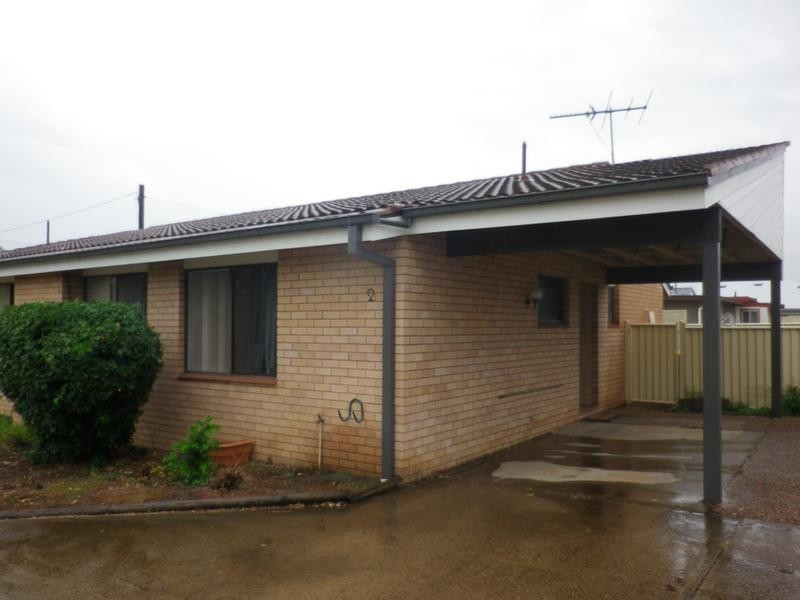 2/65 Satur Road, Scone NSW 2337