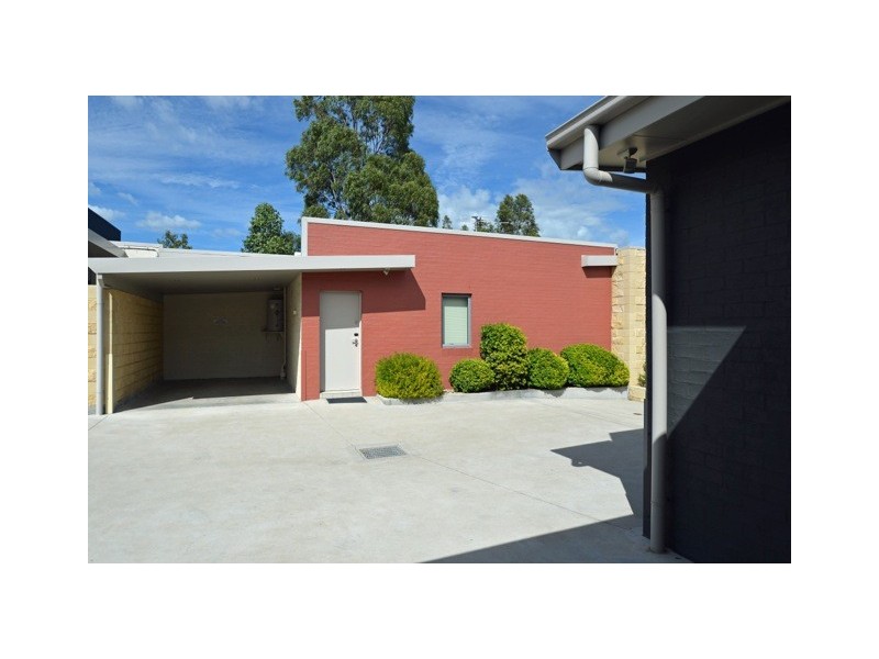 205-207 Kelly Street, Scone NSW 2337