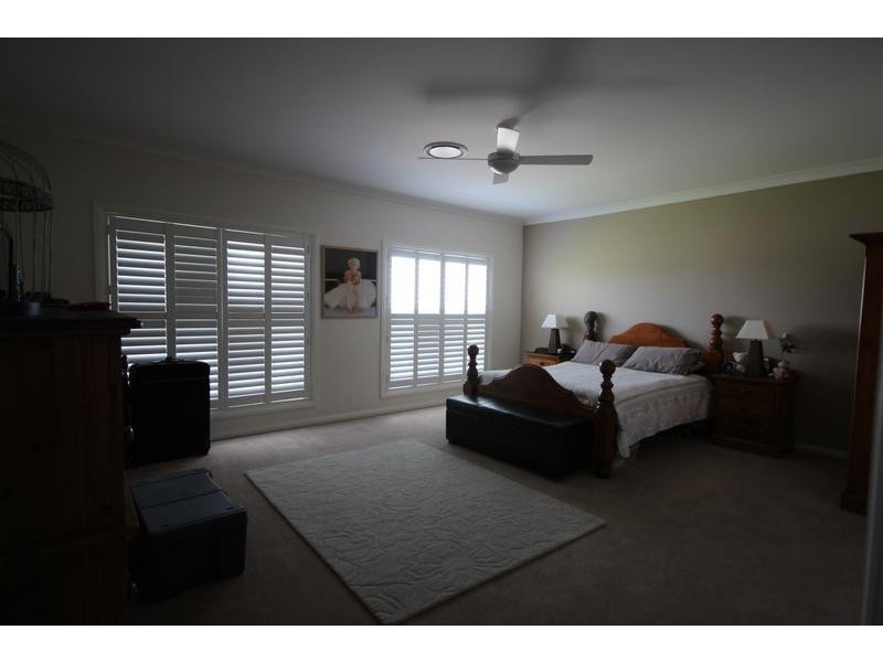 13 Redbank Drive, Scone NSW 2337