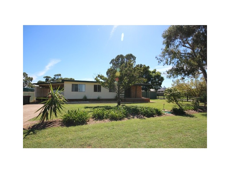 28 St Heliers Street, Aberdeen NSW 2336