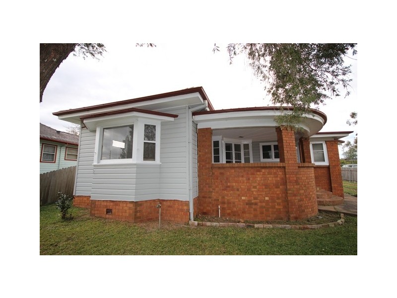 102 Main Street, Scone NSW 2337