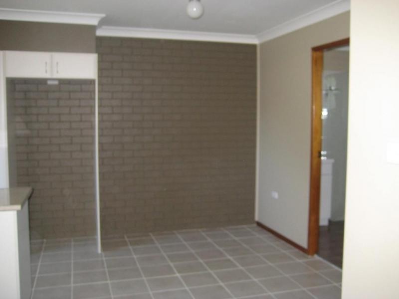 2/7 Nyarra, Scone NSW 2337