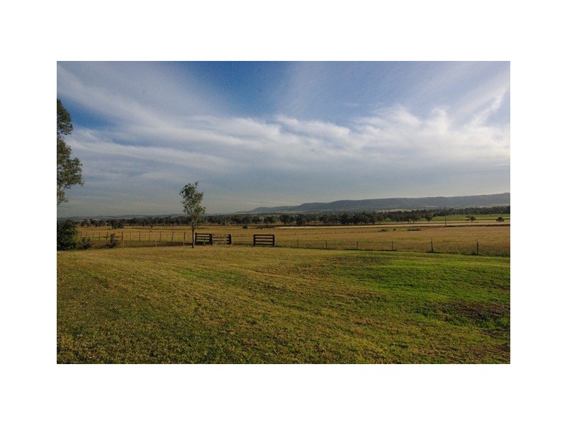 2016 New England Highway, Scone NSW 2337