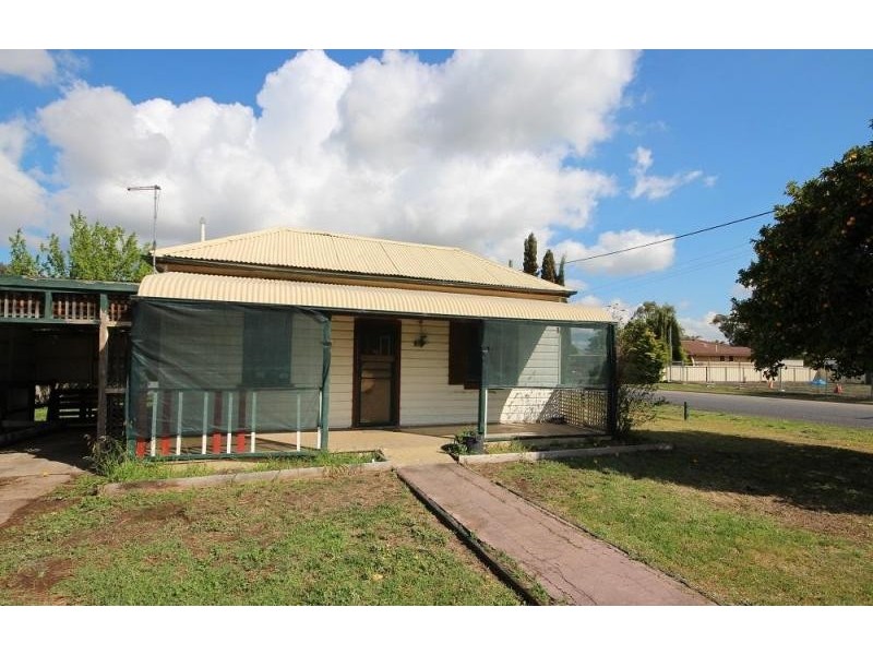 19 Guernsey Street, Scone NSW 2337