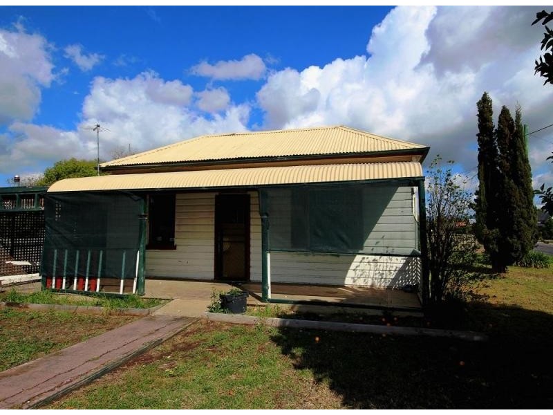 19 Guernsey Street, Scone NSW 2337