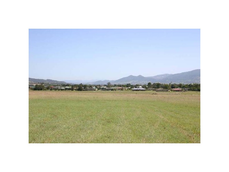 Kookaburra Avenue, Scone NSW 2337