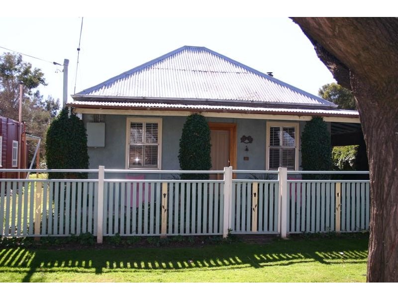 70 Kingdon STREET, Scone NSW 2337