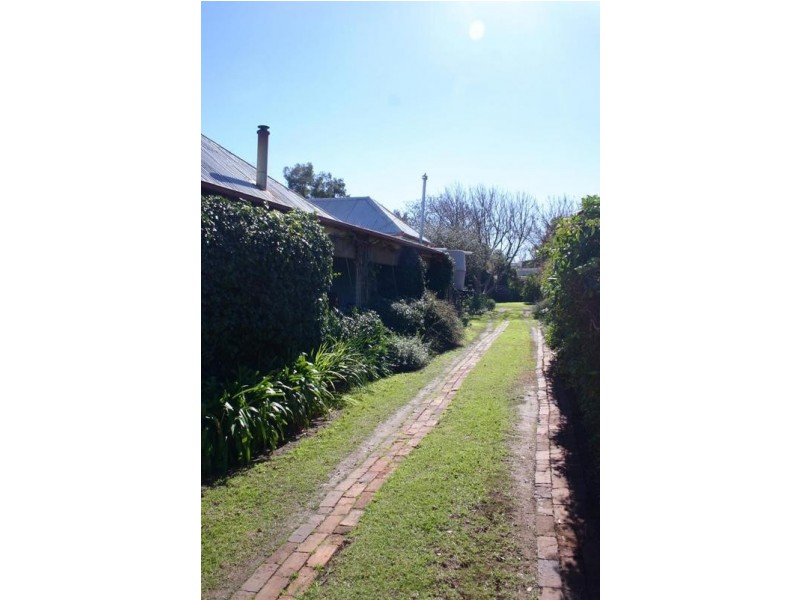 70 Kingdon STREET, Scone NSW 2337