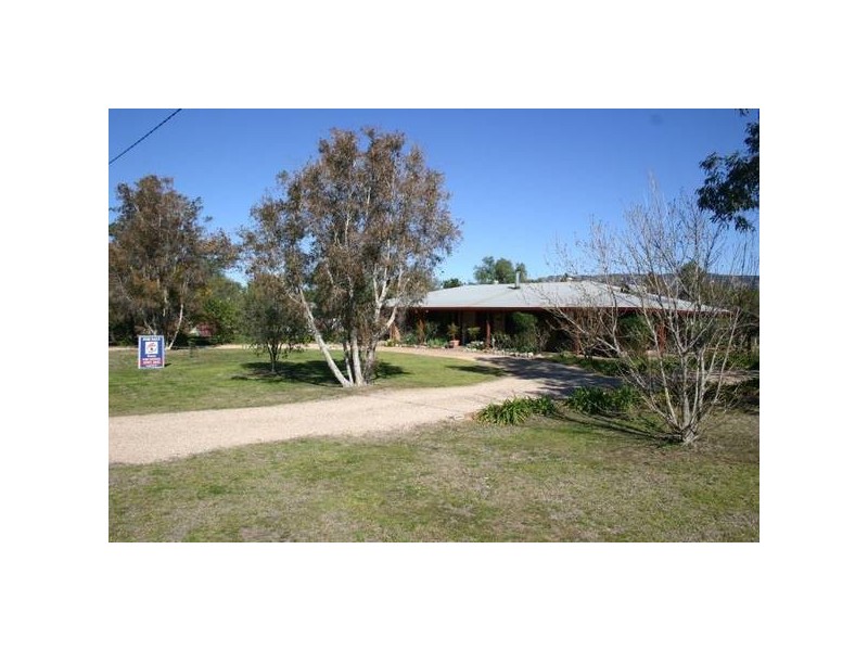 7 Vernon STREET, Wingen NSW 2337