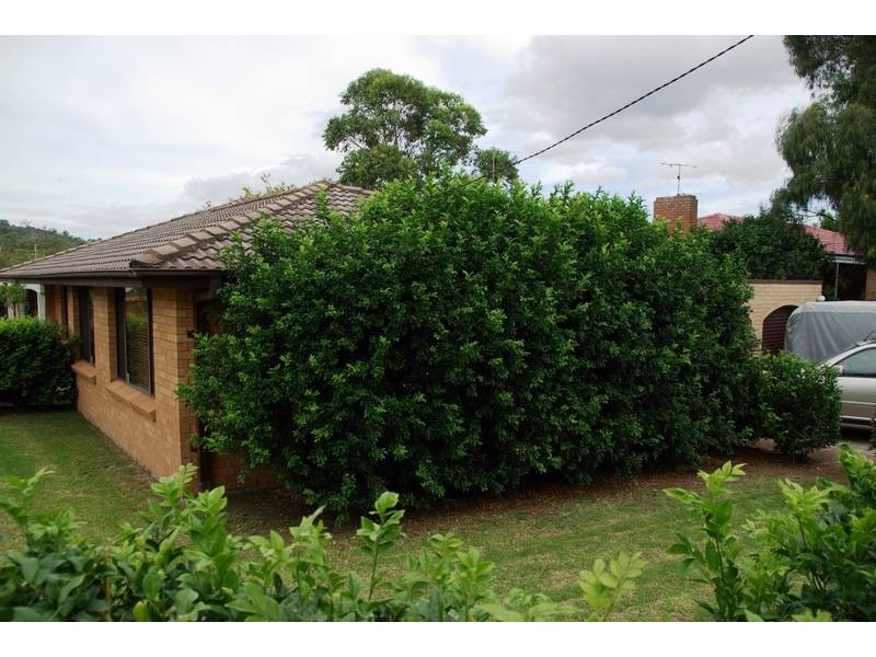 82 Barton STREET, Scone NSW 2337
