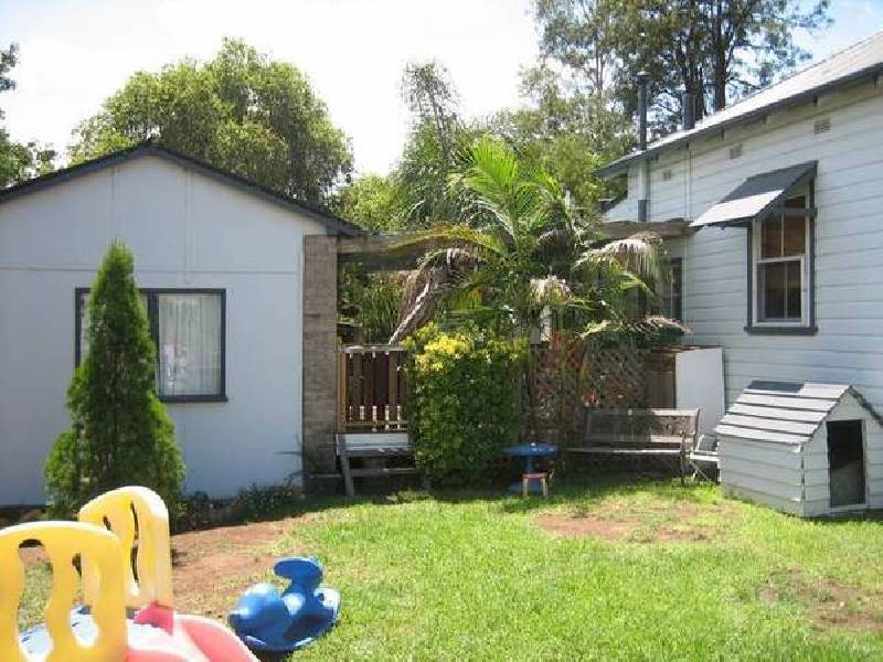 4 Birrell Street, Scone NSW 2337