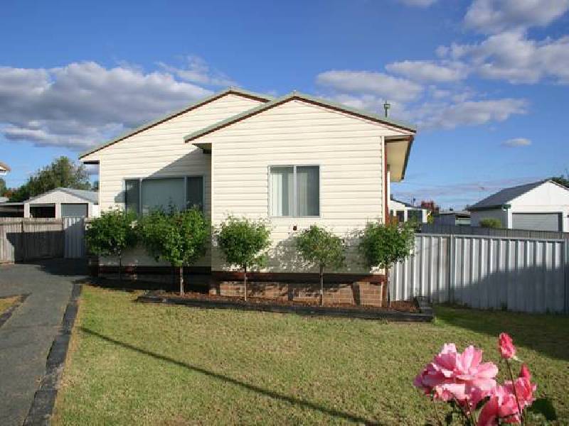 17 Coolabah, Scone NSW 2337