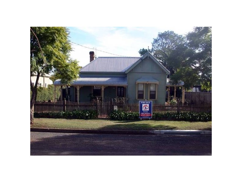 35 Oxford Road, Scone NSW 2337