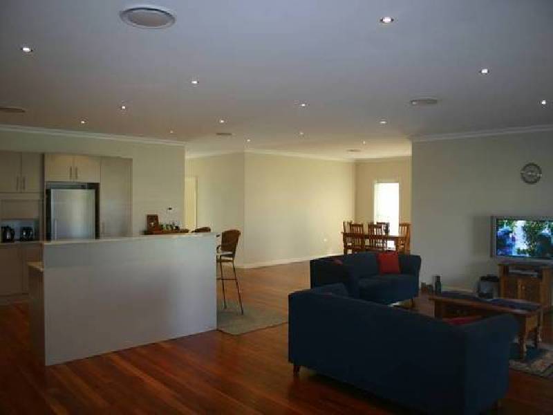 6 Derby Cl, Scone NSW 2337