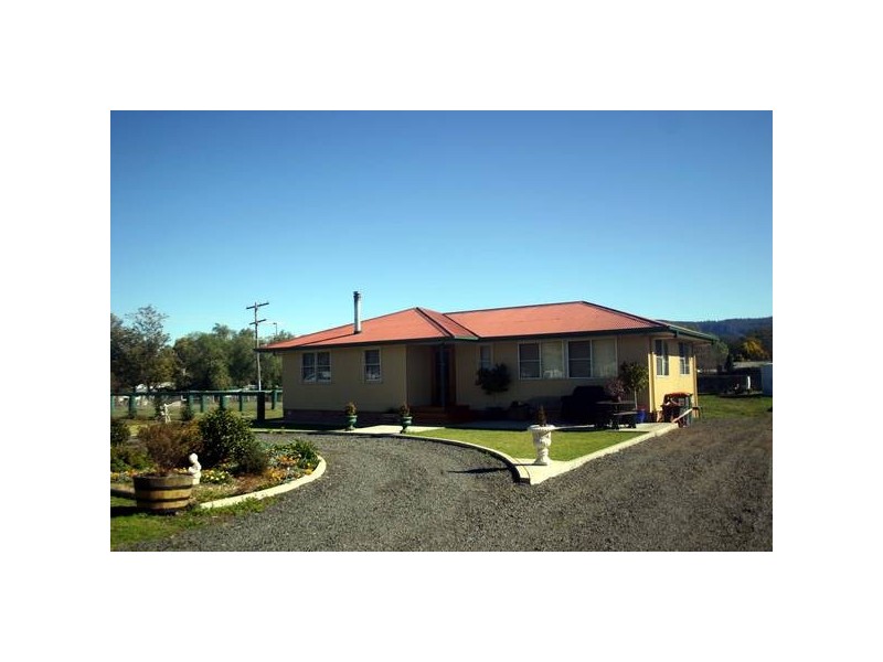 9 Roseberry Street, Wingen NSW 2337