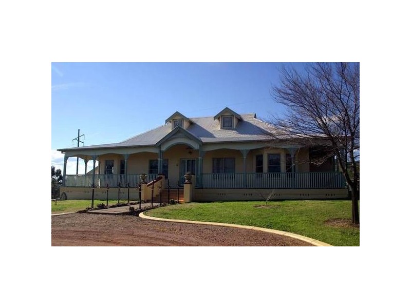 9 Stanstead Close, Scone NSW 2337
