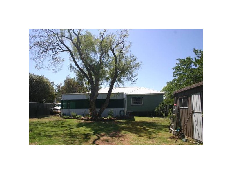 119 Waverly Street, Scone NSW 2337