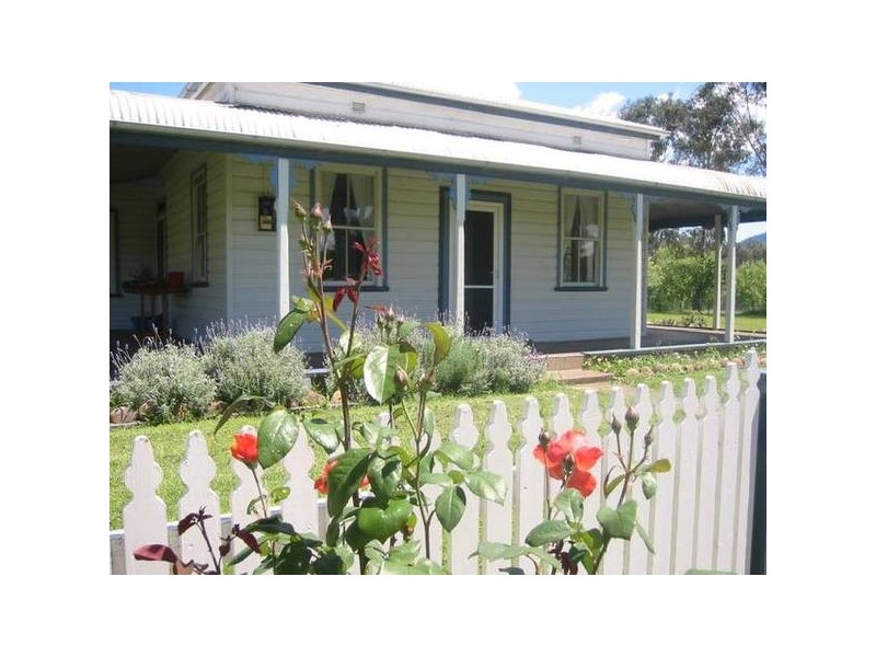 12 River Street, Gundy NSW 2337