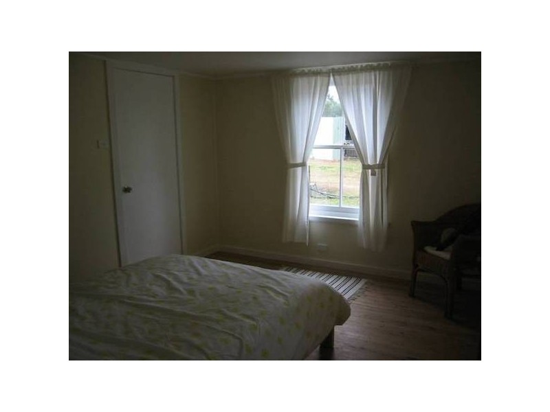 12 River Street, Gundy NSW 2337