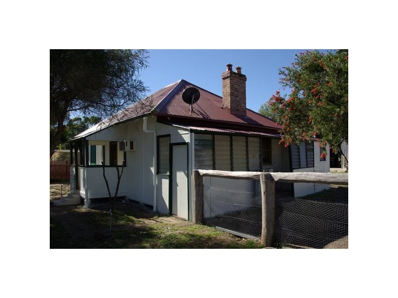 42 Kelly Street, Scone NSW 2337