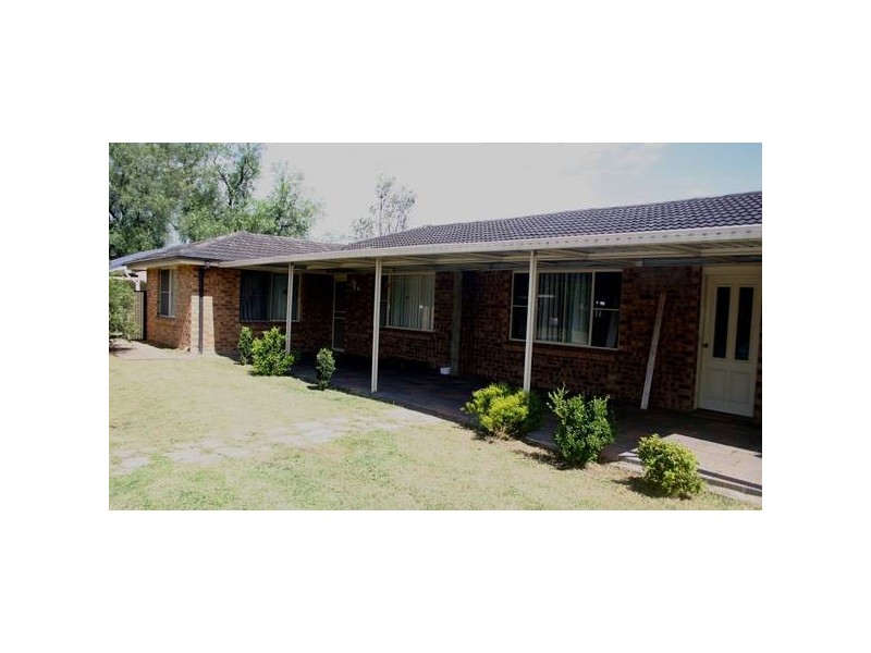 40 Kelly Street, Scone NSW 2337