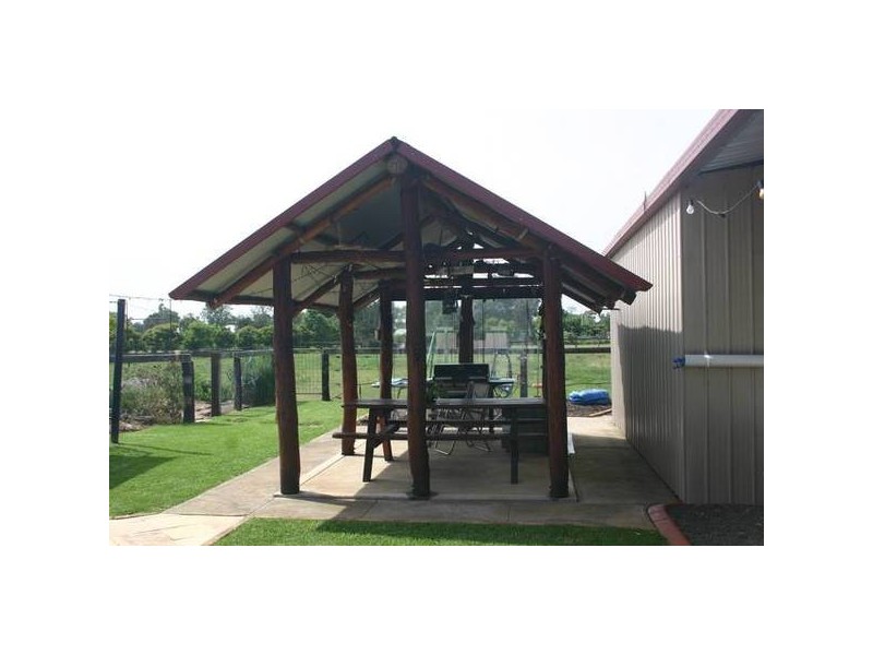 45 Gray, Scone NSW 2337