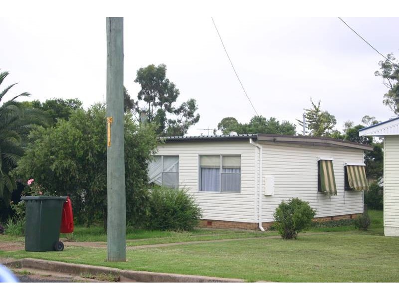 24 Coolibah Street, Scone NSW 2337