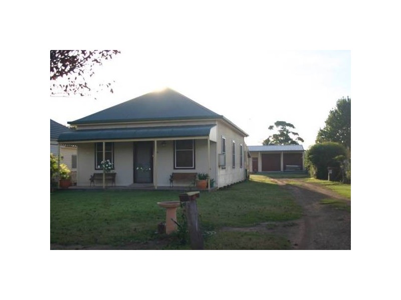 39 McAdam Street, Aberdeen NSW 2336