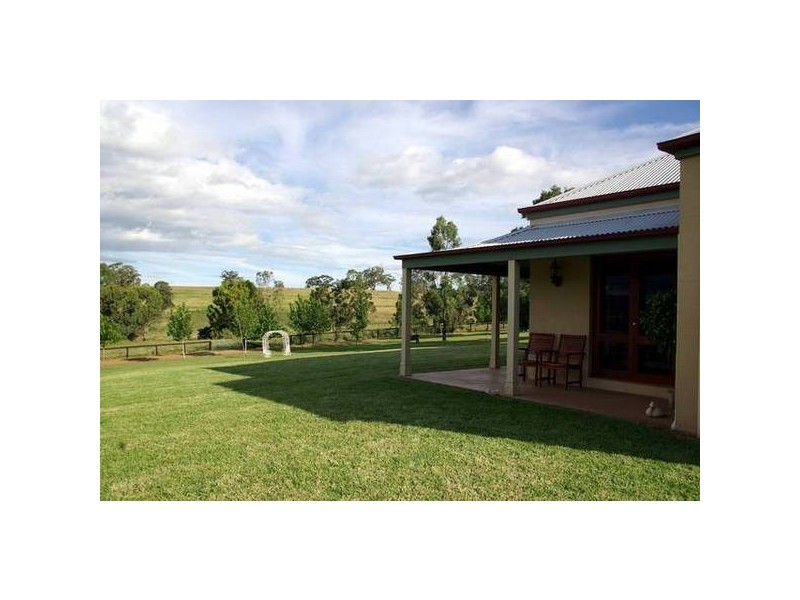 Bunnan Rd, Scone NSW 2337
