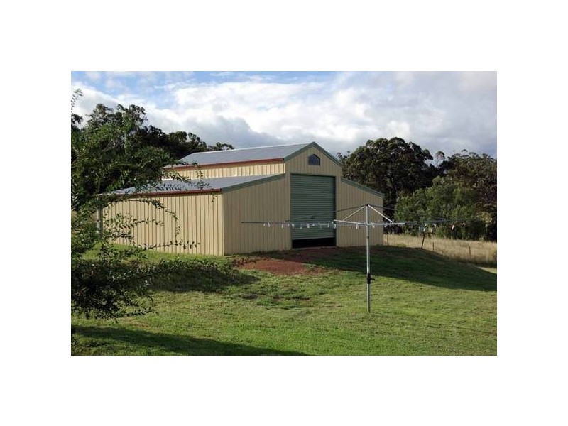 Bunnan Rd, Scone NSW 2337