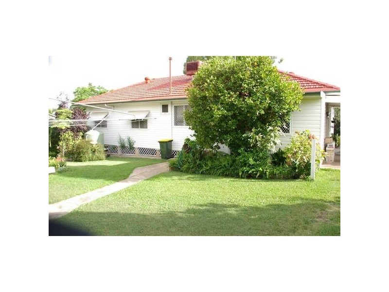 13 Philip Street, Scone NSW 2337